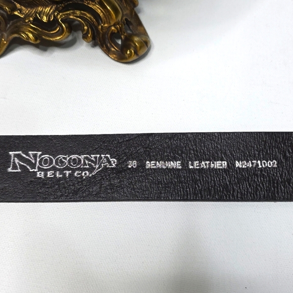 Vintage 1970s Comical Brass Cartoon Man Fisherman Leather Belt & Buckle 36 - Picture 7 of 9